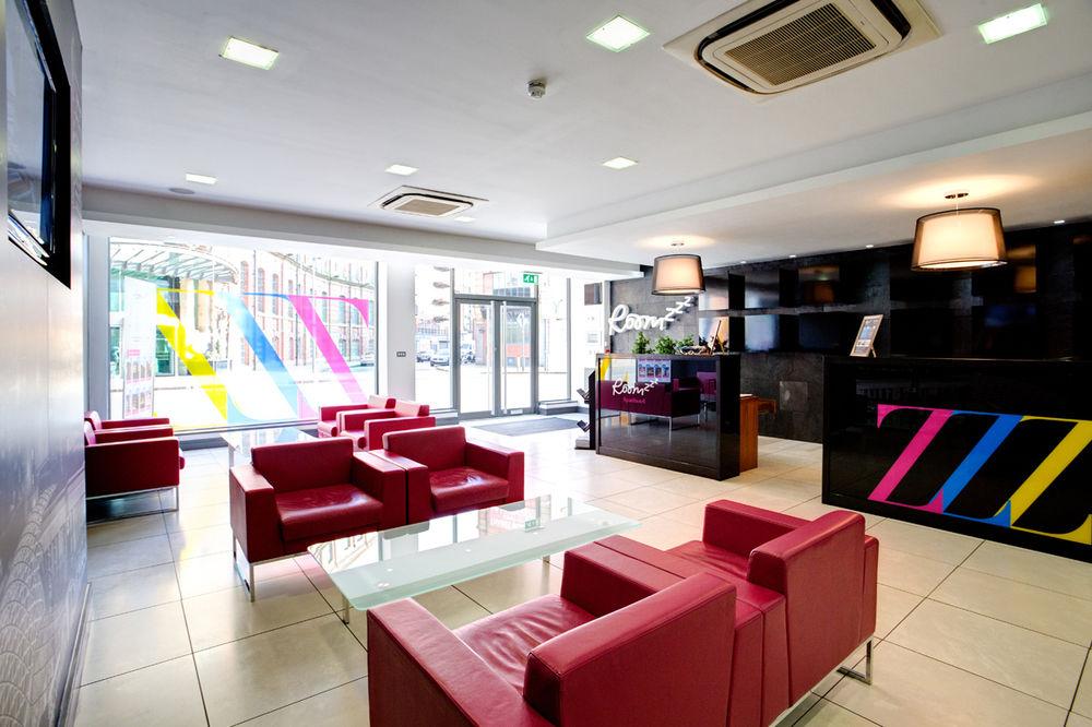 Appart hôtel Roomzzz 4*
